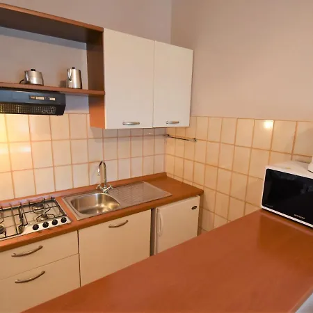 Appartement Elettra-9 By Interhome